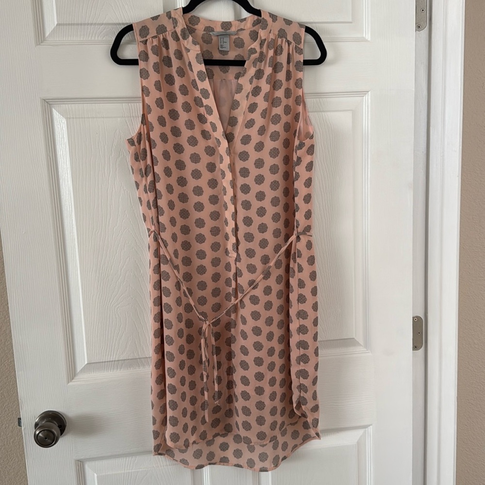 H&M womens dress, size 12. Light pink color with black design.